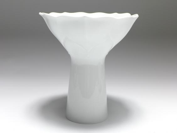 Vase, Meissen, Blüten Relief weiß, H: 18 cm