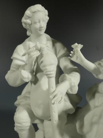 Porzellanfigur Watteau Gruppe, Aelteste Volkstedt, Thüringen, Biskuitporzellan, H: 23,5 cm