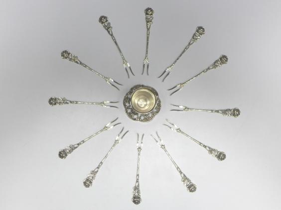 12x Olivengabel im Becher, 835er Silber, Hildesheimer Rose, H: 9,5 cm