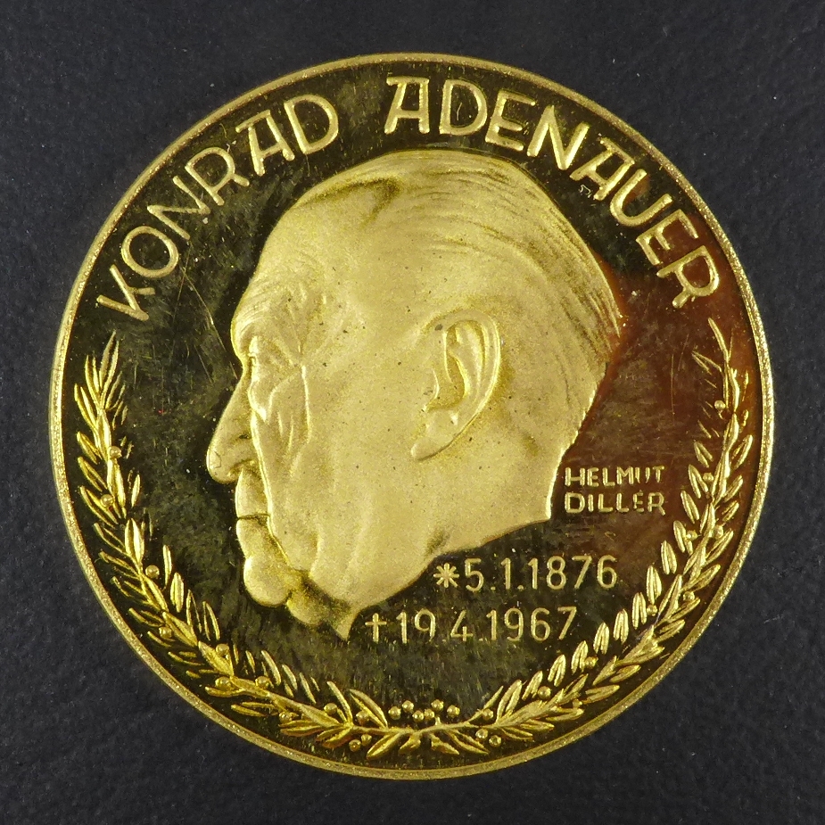 Goldmedaille Konrad Adenauer 1972 Online Kaufen Bei Hess Shops