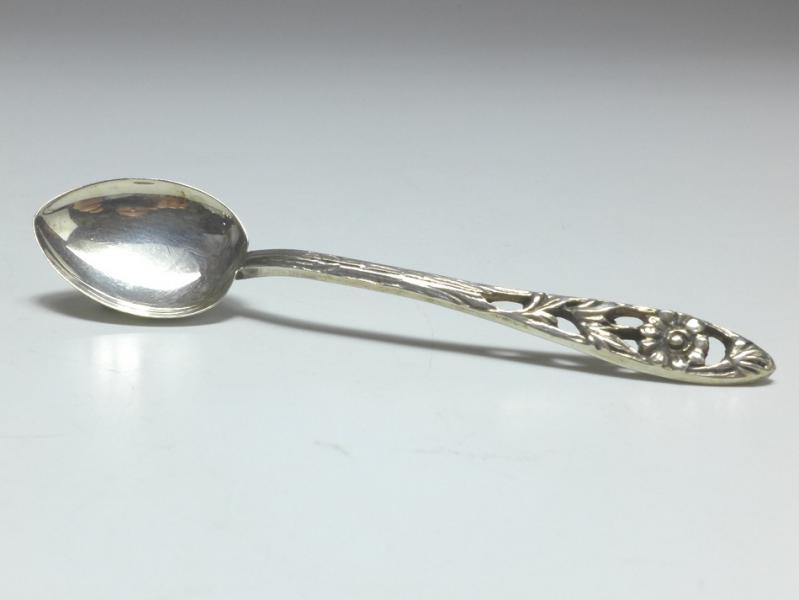 Mokkalöffel, 800er Silber, florales Dekor, L: 9 cm