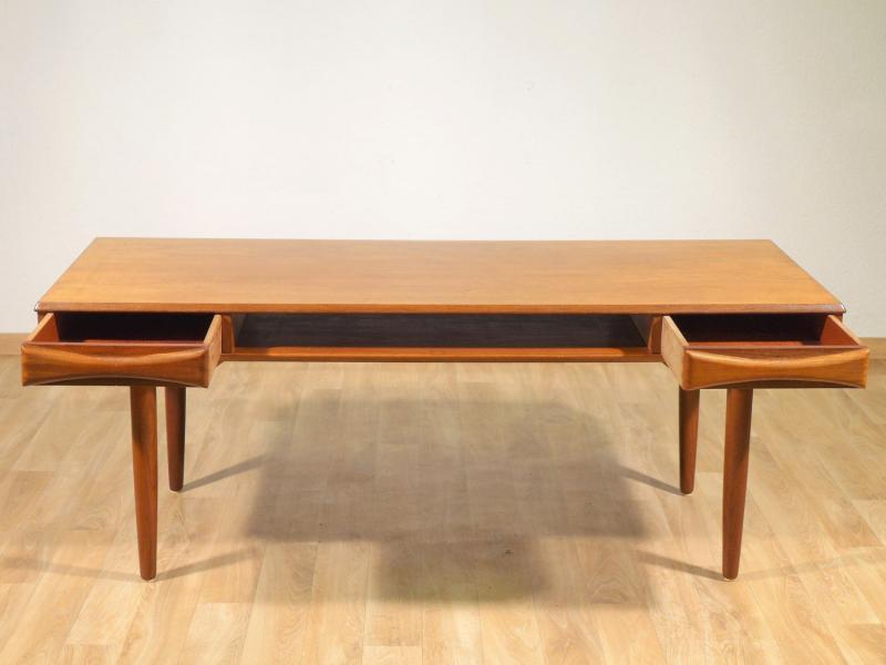 Couchtisch, Tisch, Teakholz, um 1960/70, Vintagemöbel, 54x140x55 cm