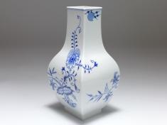 Vase, Meissen, Zwiebelmuster Style